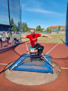 Dušan Laczko Paralympionik_RedoubtFitness_Tréningová_Príprava_Fitness_Redoubt_CrossFit_Nové_Zámky_Slovensko