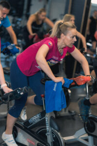 Redoubt_Fitness_Nové_Zámky_Fitness_spinning_crossfit_funkčné_komunita_charitatívna_akcia_Cvičenie_SpinCharita