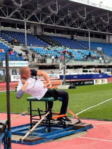 Redoubt_Fitness_Dušan_Laczkó_paralympionik_Nové_Zámky_Slovensko_Fitness_CrossFit_Michal_Kiss_Coach