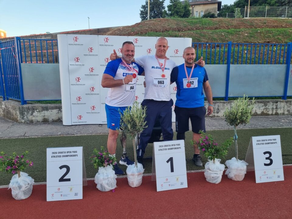 Redoubt_Fitness_Dušan_Laczkó_paralympionik_Nové_Zámky_Slovensko_Fitness_CrossFit_Michal_Kiss_Coach