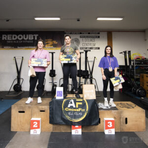 women-kategória-redoubt-fitness-fitnes-crossfit-súťaž-nové-zámky-slovensko-funkčné-tréningy-vzpieranie-komunita-michal-kiss